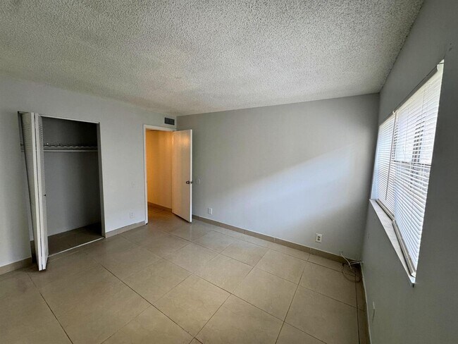 Photo - 4423 Treehouse Ln Unidad 21C