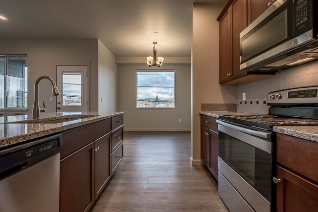 Photo - 400 W Rose St Apartment Unit C