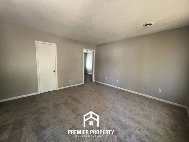 Photo - 3373 Elk Point Dr