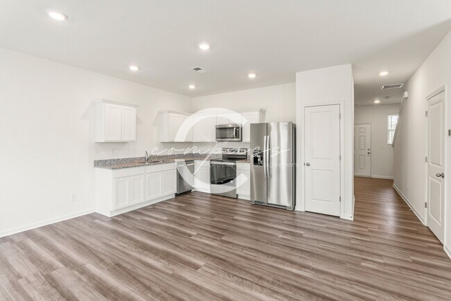 Photo - 433 Union Station St