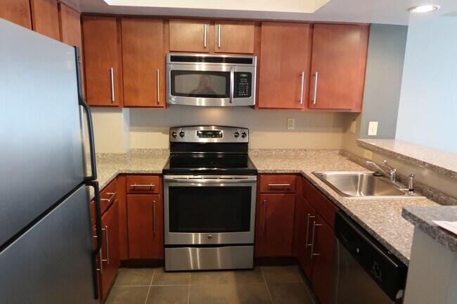 Photo - Short-term lease ONLY (NOW through July 15... Unit 105