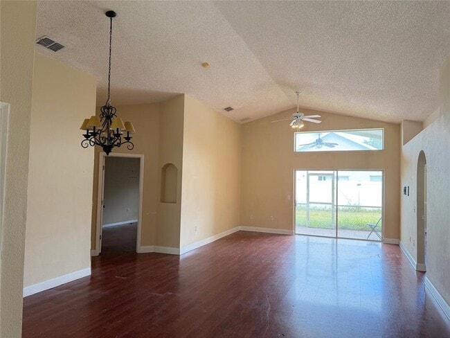 Photo - 2509 Balmoral Dr