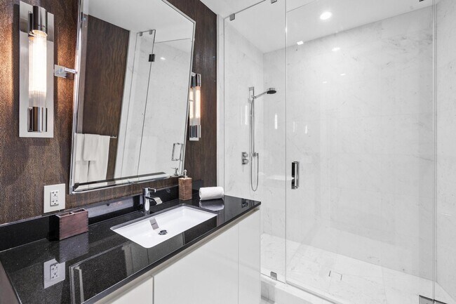 Photo - 18555 Collins Ave Unit # 2601