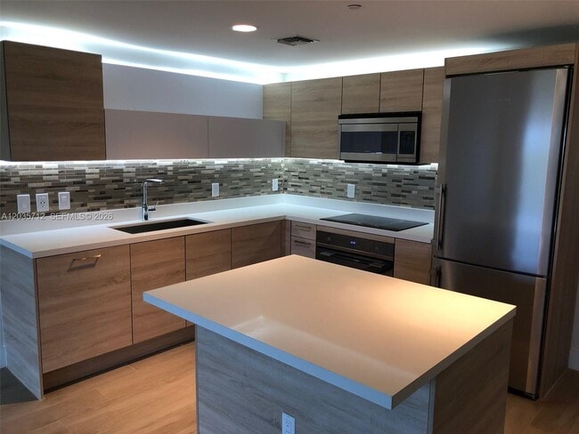 Photo - 16385 Biscayne Blvd Unit 519