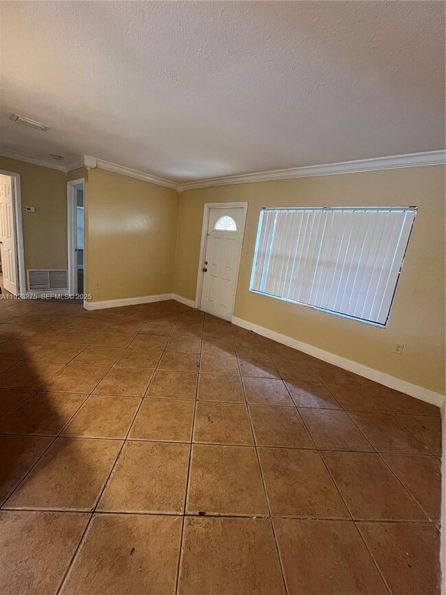 Photo - 1201 NW 117th St