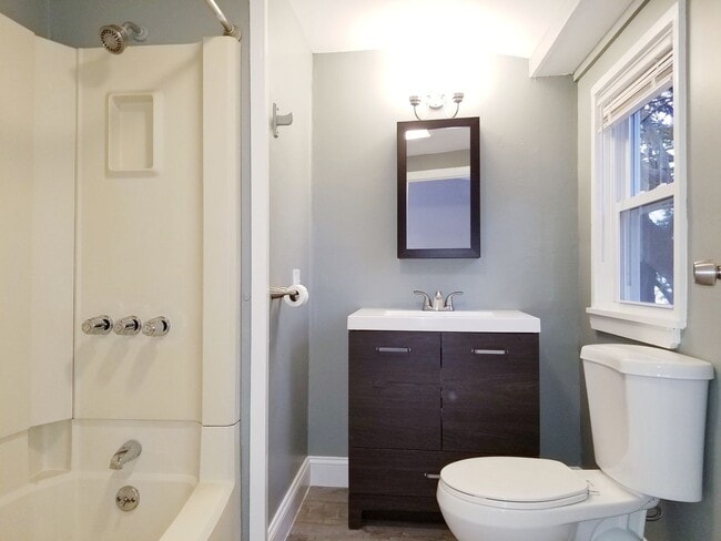 64 South St Unit 102