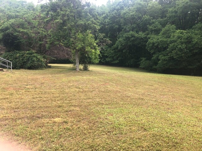 Photo - 124 Ritch St