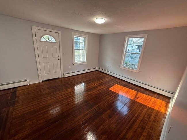 Building Photo - 88 Cross St Unit 2L Rental
