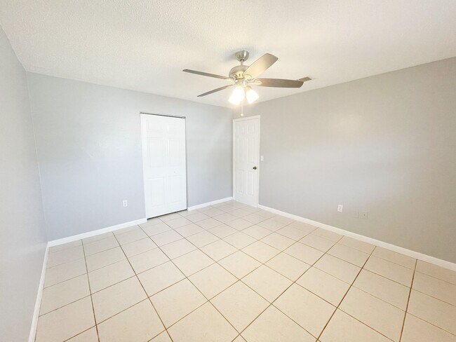 Photo - 2BED/1BATH Duplex COMING SOON!