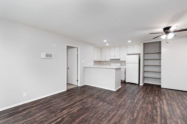 Welcome home to Lake View Park!