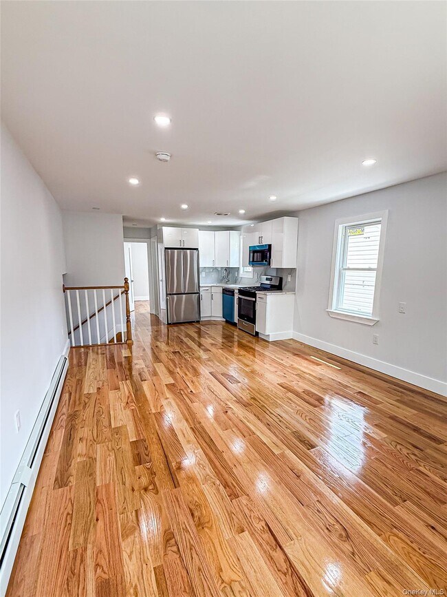 249-09 Mayda Rd Unit 2