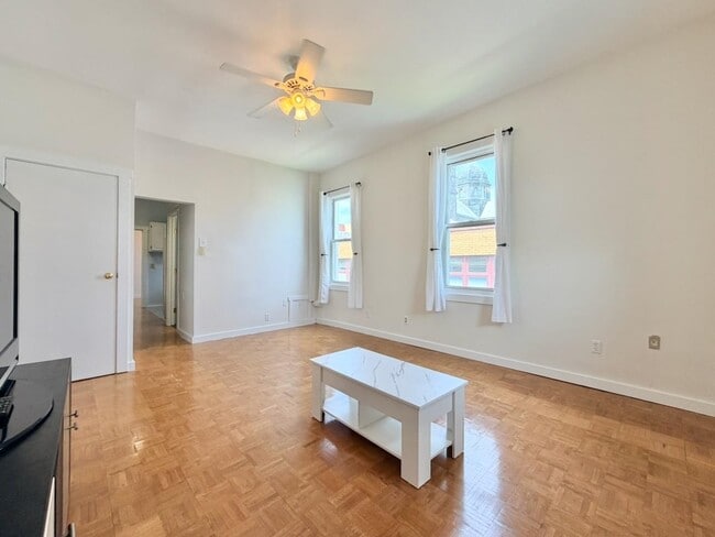 Photo - 514 Monastery Pl Unit 1R