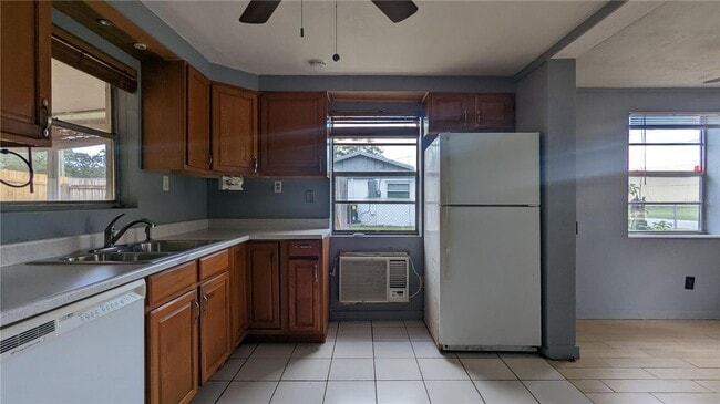 Photo - Charming 1 bedroom 1 bath home for rent in...