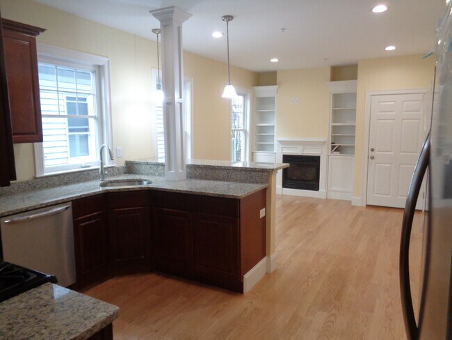 Photo - 121 Hancock St Unidad 1