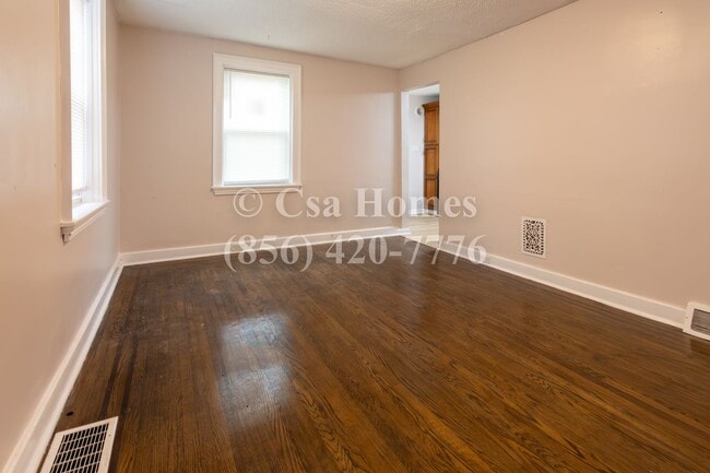 Photo - Beautifully Renovated 3 Bed/1 Bath Home in Fairview!