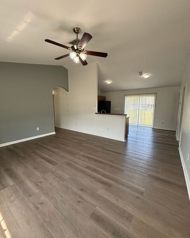 Photo - 31 Juniper Pass Trail