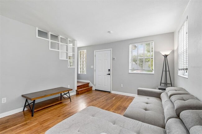 Photo - 601 Swann Dr
