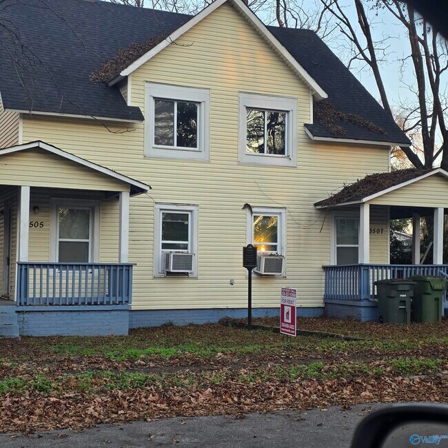 Building Photo - 3505 Alpine St SW