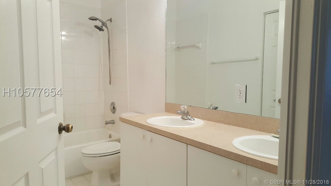 Photo - 4513 Woodland Cir