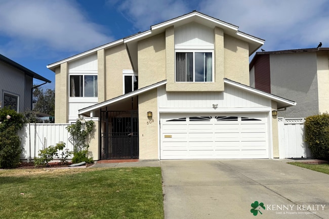 Building Photo - Charming Foster City Home with Outdoor Liv...
