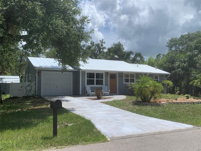 Building Photo - 17497 Clover Ave Rental