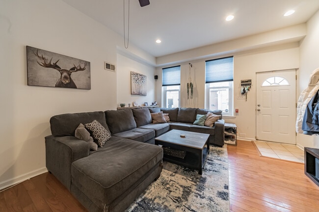 Photo - 1327 S 9th St