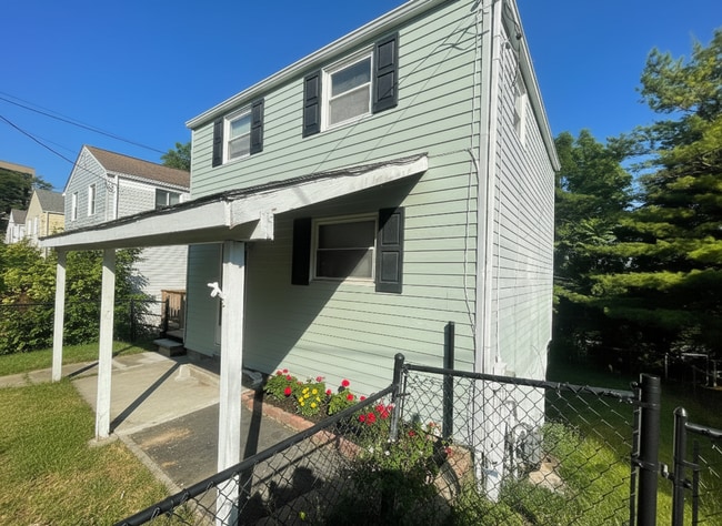 Building Photo - Tired of being a renter and want to own yo... Rental