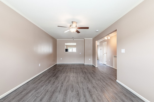 Photo - 237 Boyington Pl Rd