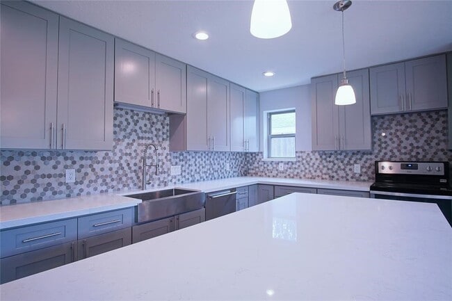 Photo - 15827 Echo Canyon Dr