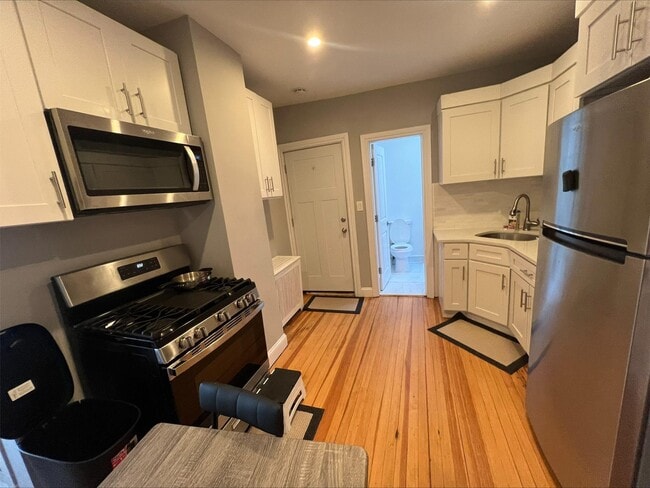 Photo - 44 Avenue A Unit 2nd Fl Front