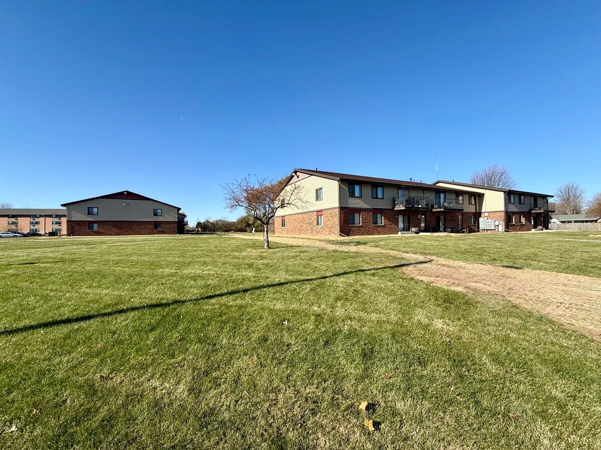 Photo - Hometown Harbor Apartments