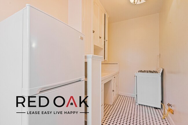 Photo - 649 N Rossmore Ave Unidad 106