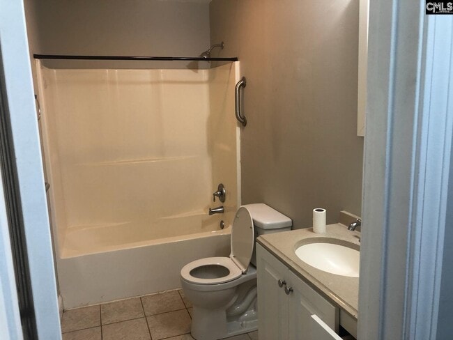 Photo - 2446 Watson St