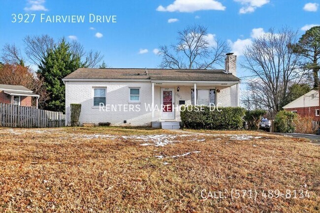 Building Photo - 3927 Fairview Dr