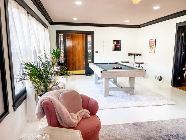 Photo - 2761 Harrison Blvd Unidad A
