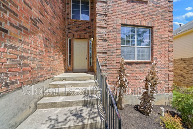 Photo - 20418 Cliff Park Ln