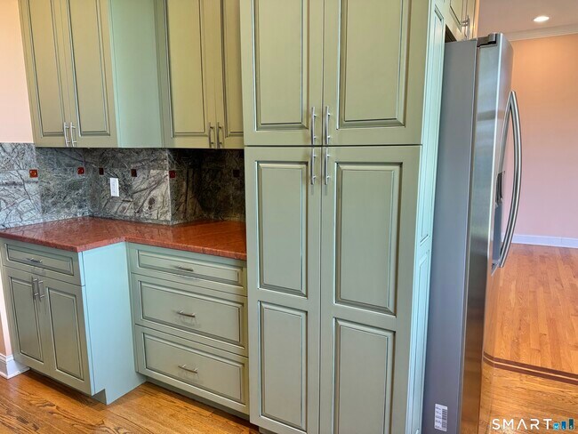 776 Quinnipiac Ave Unit 3