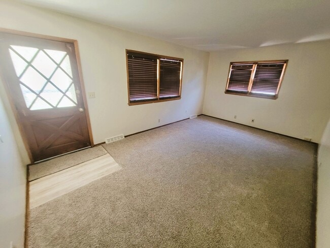 Photo - 433 S Sheridan St
