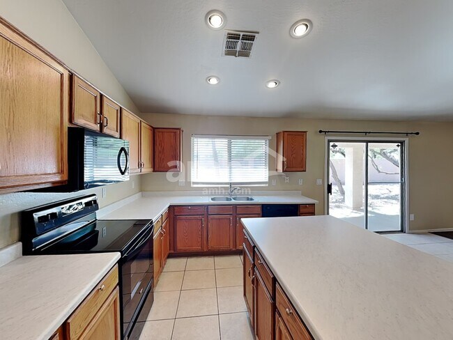 Photo - 2510 N 106th Ave