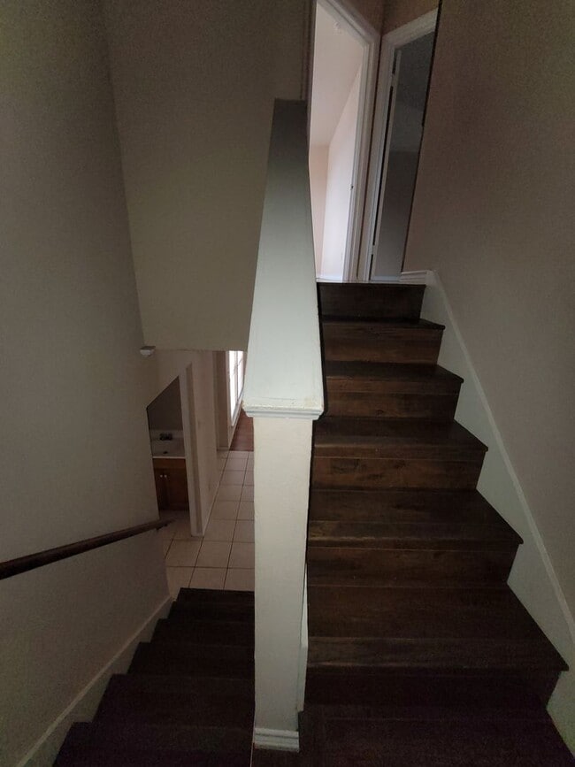 Photo - WYKEHAM CONDOS