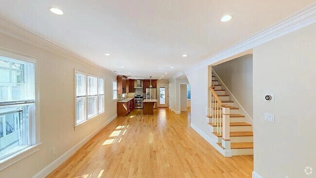 Building Photo - 7 Acron Rd Unit 1 Rental