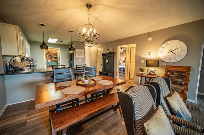 Photo - 206 Hampshire Dr Unit ID1295586P