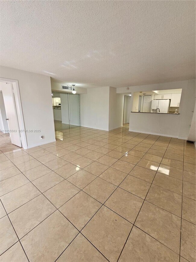 Photo - 8475 SW 156th Ct Unidad 321