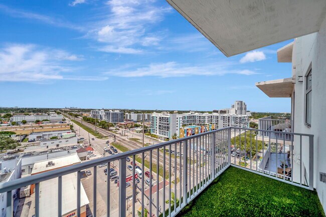 Photo - 140 S Dixie Hwy Condo Unit 1007