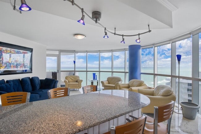 Photo - 6301 Collins Ave Unidad 2603