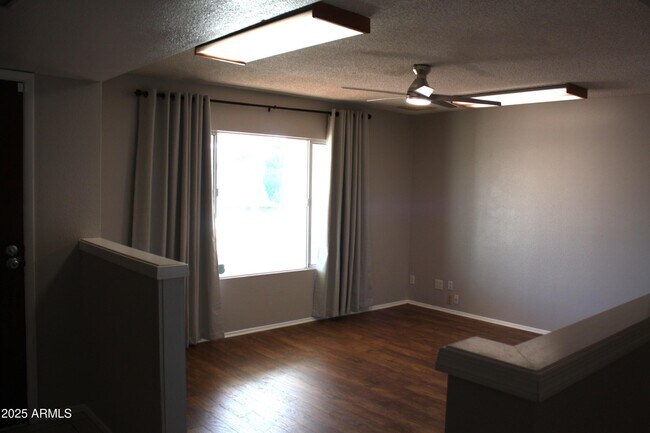 Photo - 15420 N 58th Ave