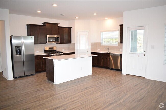 Building Photo - 1000 Mallow Rd Rental