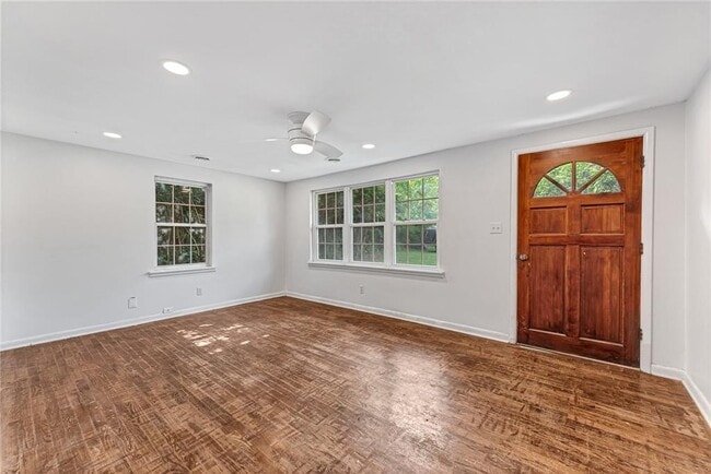 Photo - 1204 W Carter St