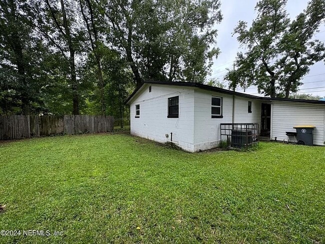 Photo - Charming Home in the Heart of Jacksonville! **2 WEEKS FREE**