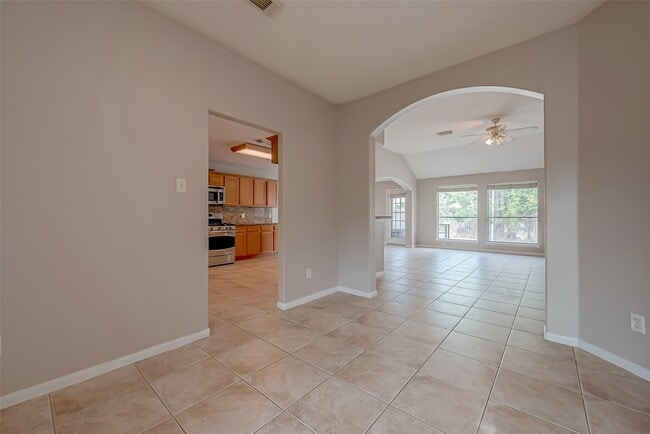 Photo - 8714 Pleasantbrook Dr
